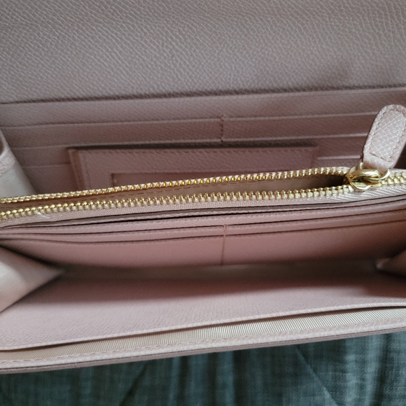 Salvatore Ferragamo wallet - Picture 5 of 6